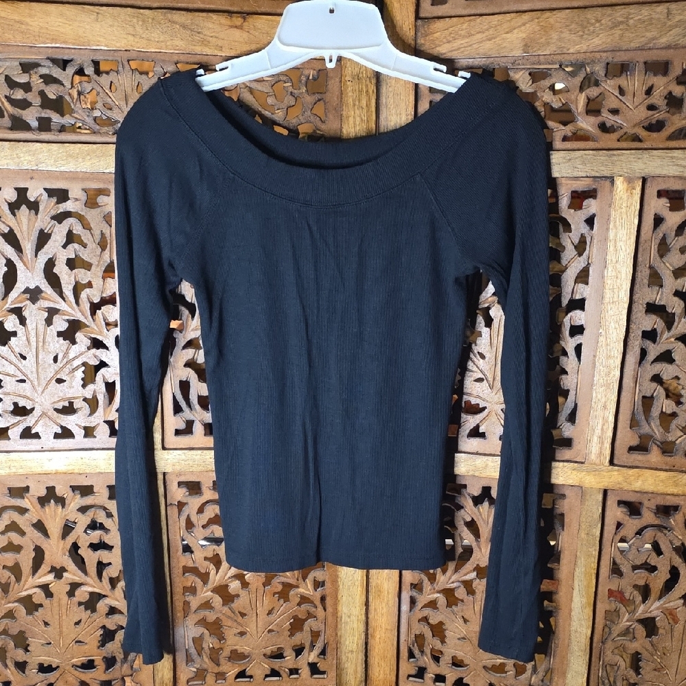 BDG Black Long Sleeve Women's  Ribbed Tee